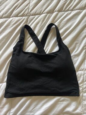 Old Navy Black Cross-Back Sports Bralette